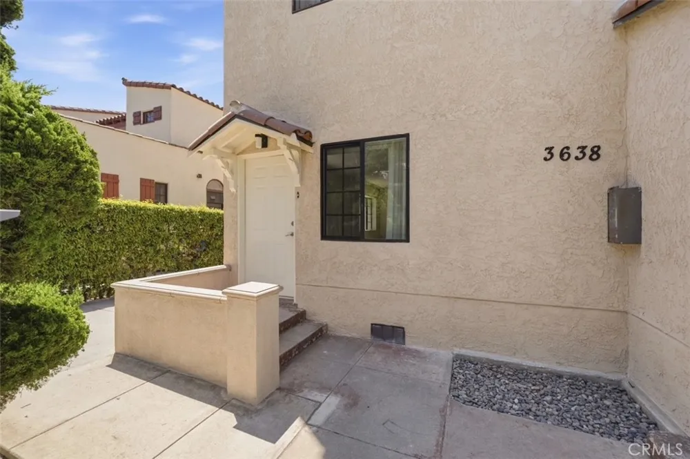 3632 E 1st Long Beach, CA 90803