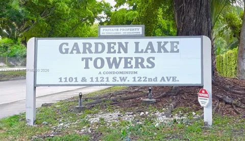 1121 SW 122nd Ave #107-2