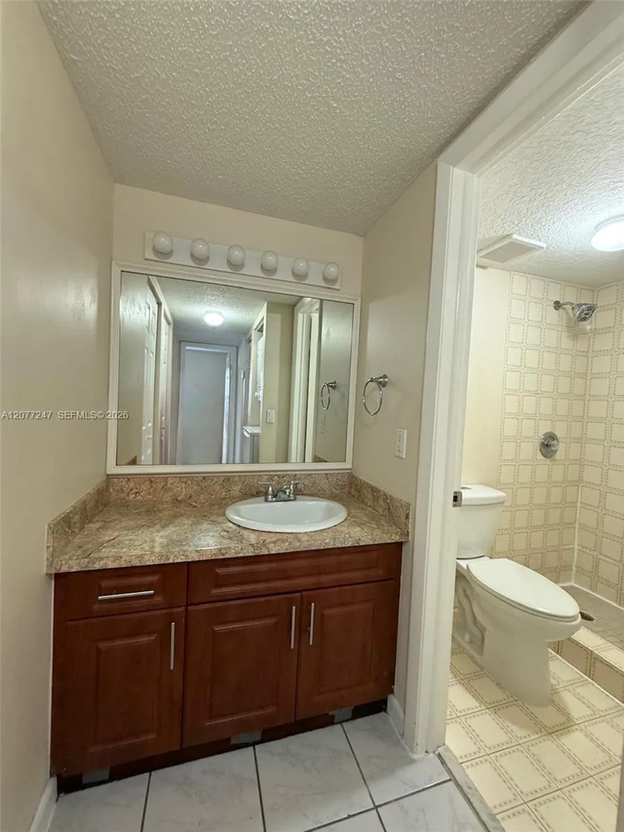 1121 SW 122nd Ave #107-2 Miami, FL 33184