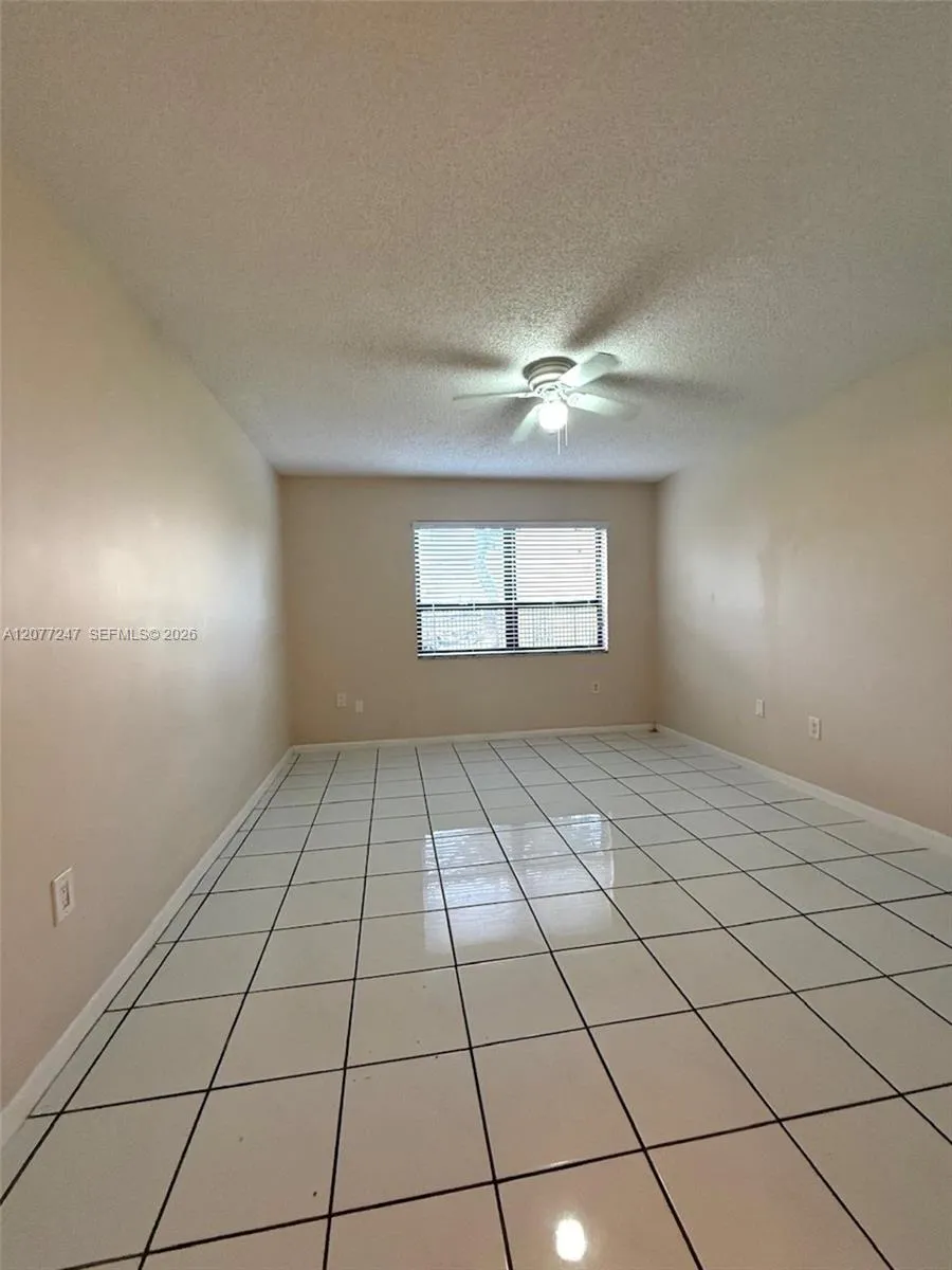 1121 SW 122nd Ave #107-2 Miami, FL 33184