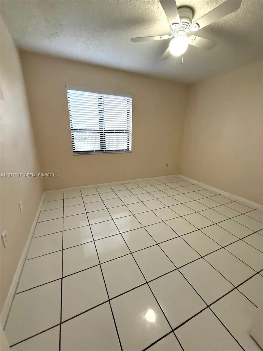 1121 SW 122nd Ave #107-2 Miami, FL 33184