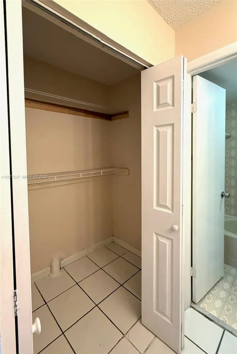 1121 SW 122nd Ave #107-2 Miami, FL 33184