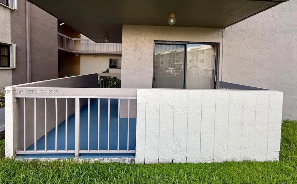 1121 SW 122nd Ave #107-2 Miami, FL 33184