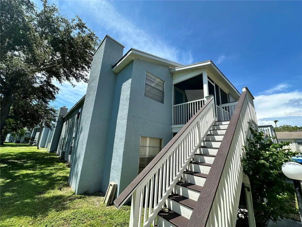 3869 59TH AVENUE W #3869 Bradenton, FL 34210