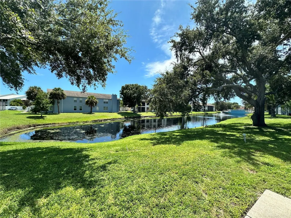 3869 59TH AVENUE W #3869 Bradenton, FL 34210