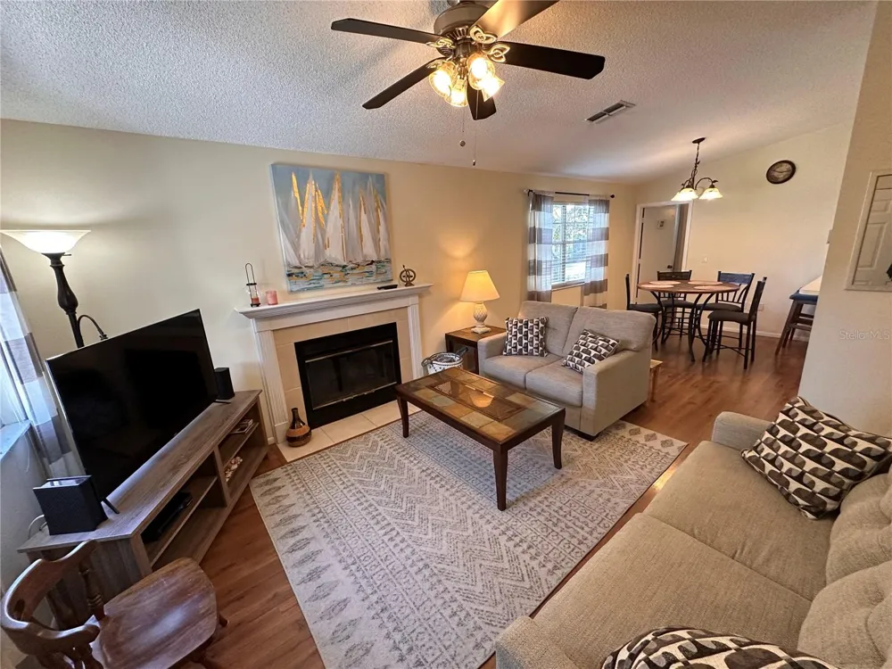 3869 59TH AVENUE W #3869 Bradenton, FL 34210