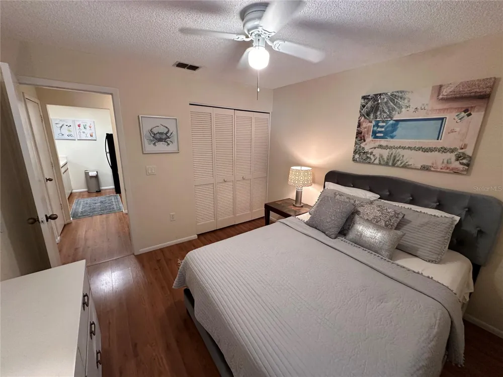3869 59TH AVENUE W #3869 Bradenton, FL 34210