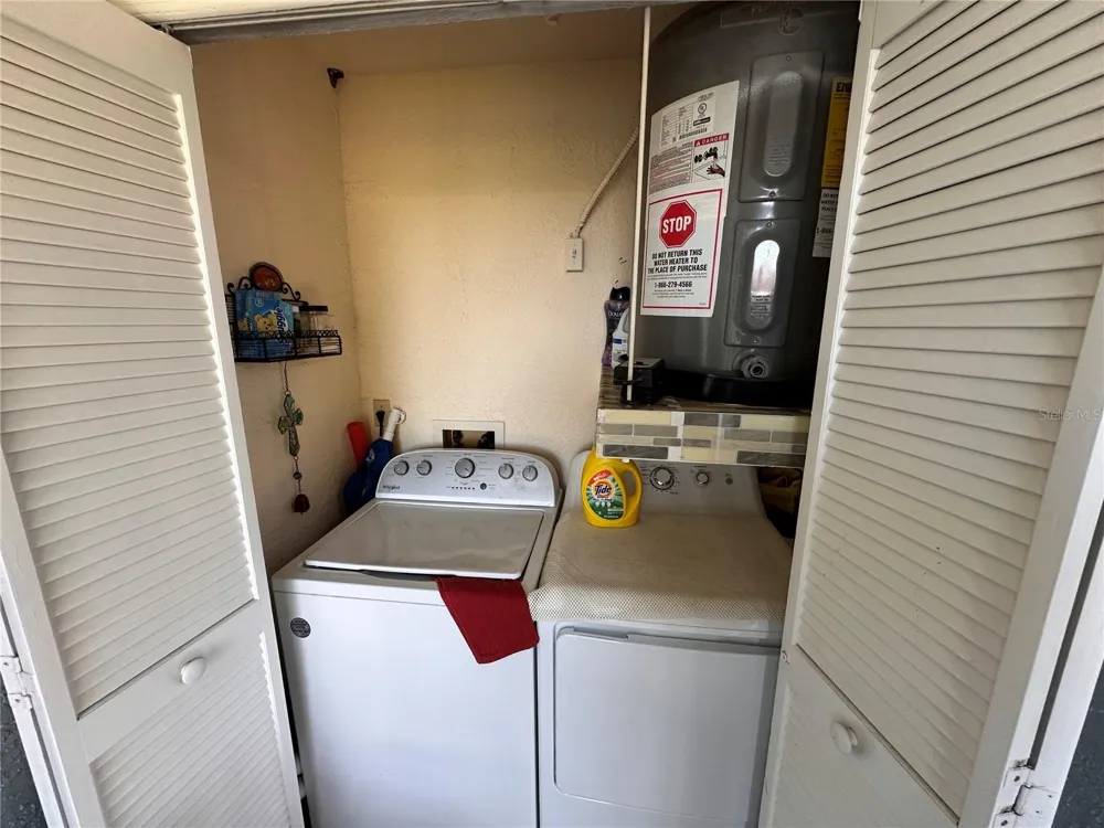 3869 59TH AVENUE W #3869 Bradenton, FL 34210