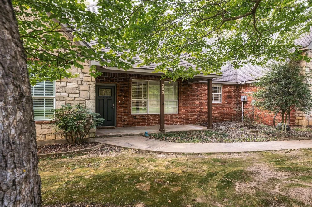 205 Thousand Oaks Cartwright, OK 74731