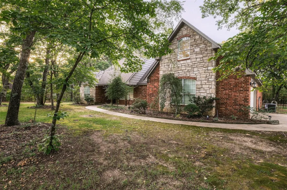 205 Thousand Oaks Cartwright, OK 74731