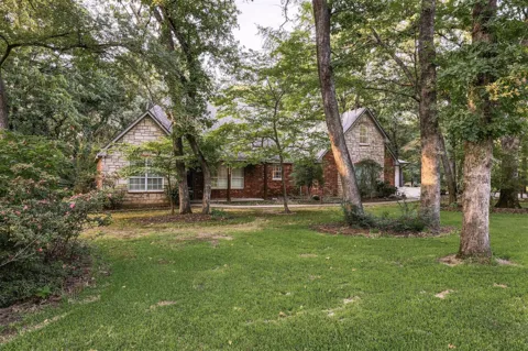 205 Thousand Oaks
