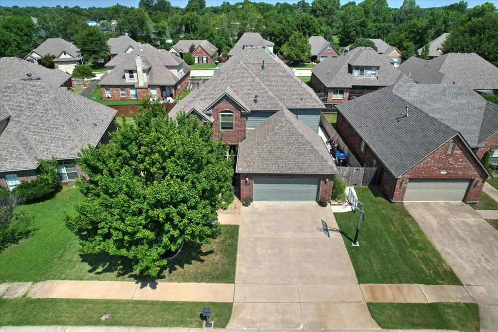 1300 E Canton Street Broken Arrow, OK 74012