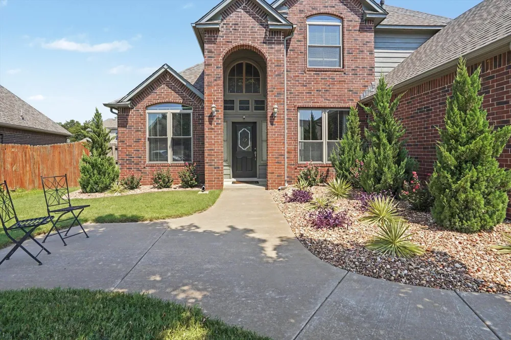 1300 E Canton Street Broken Arrow, OK 74012