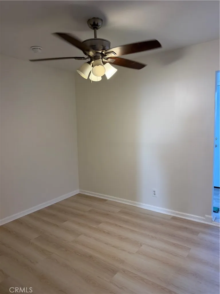 8995 Alexander South Gate, CA 90280