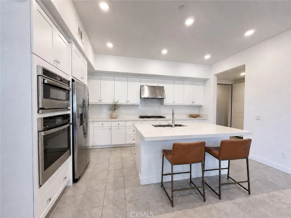 107 Sash Irvine, CA 92618