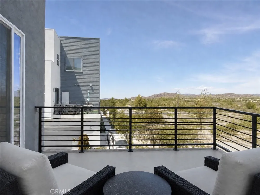 107 Sash Irvine, CA 92618