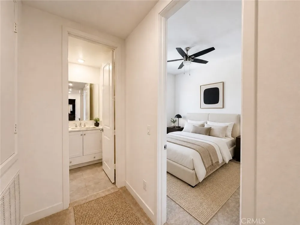 107 Sash Irvine, CA 92618