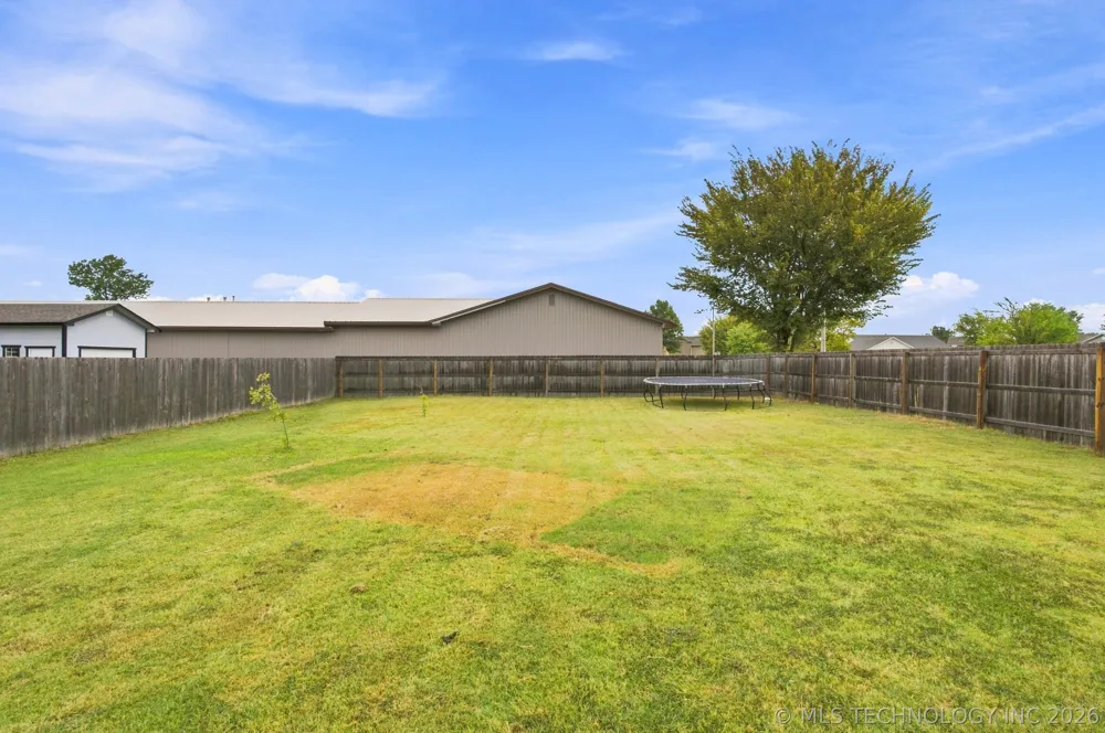 310 Tribute Trail Chouteau, OK 74337