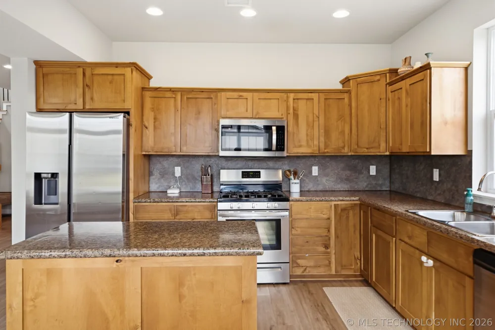 310 Tribute Trail Chouteau, OK 74337