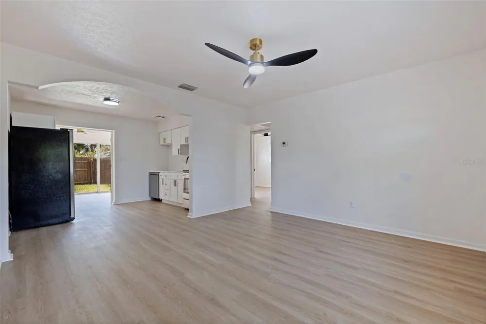5392 44TH AVENUE St Petersburg, FL 33709