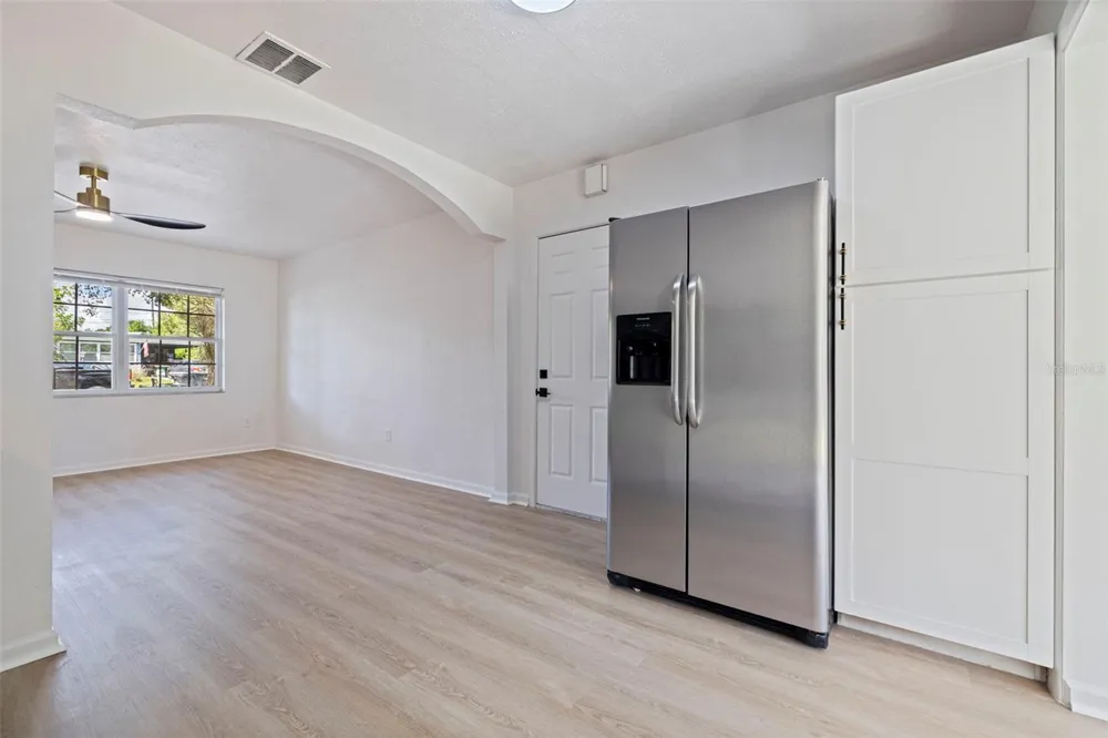 5392 44TH AVENUE St Petersburg, FL 33709