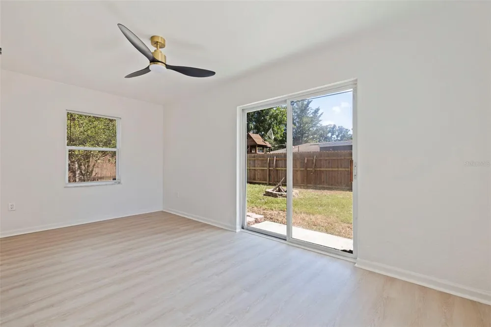 5392 44TH AVENUE St Petersburg, FL 33709