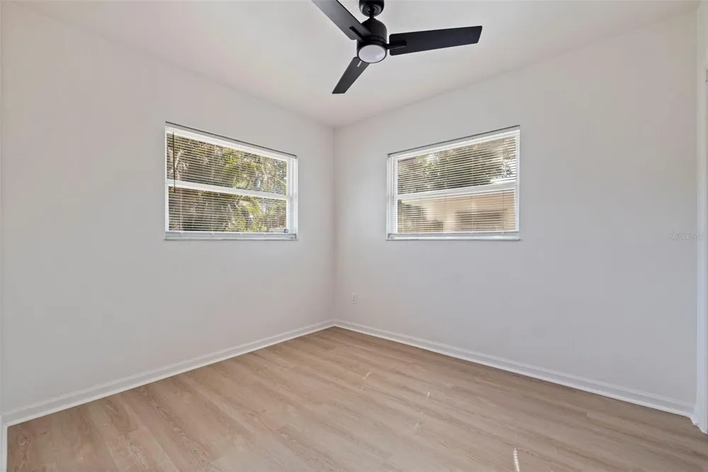 5392 44TH AVENUE St Petersburg, FL 33709