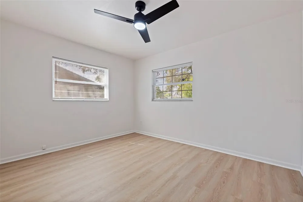 5392 44TH AVENUE St Petersburg, FL 33709