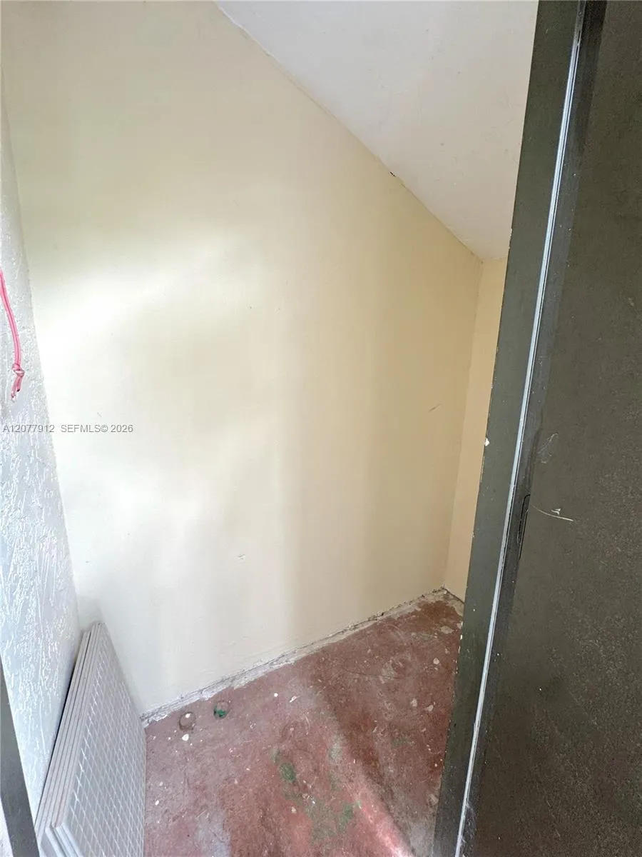 3287 Coral Lake Dr #3287 Coral Springs, FL 33065