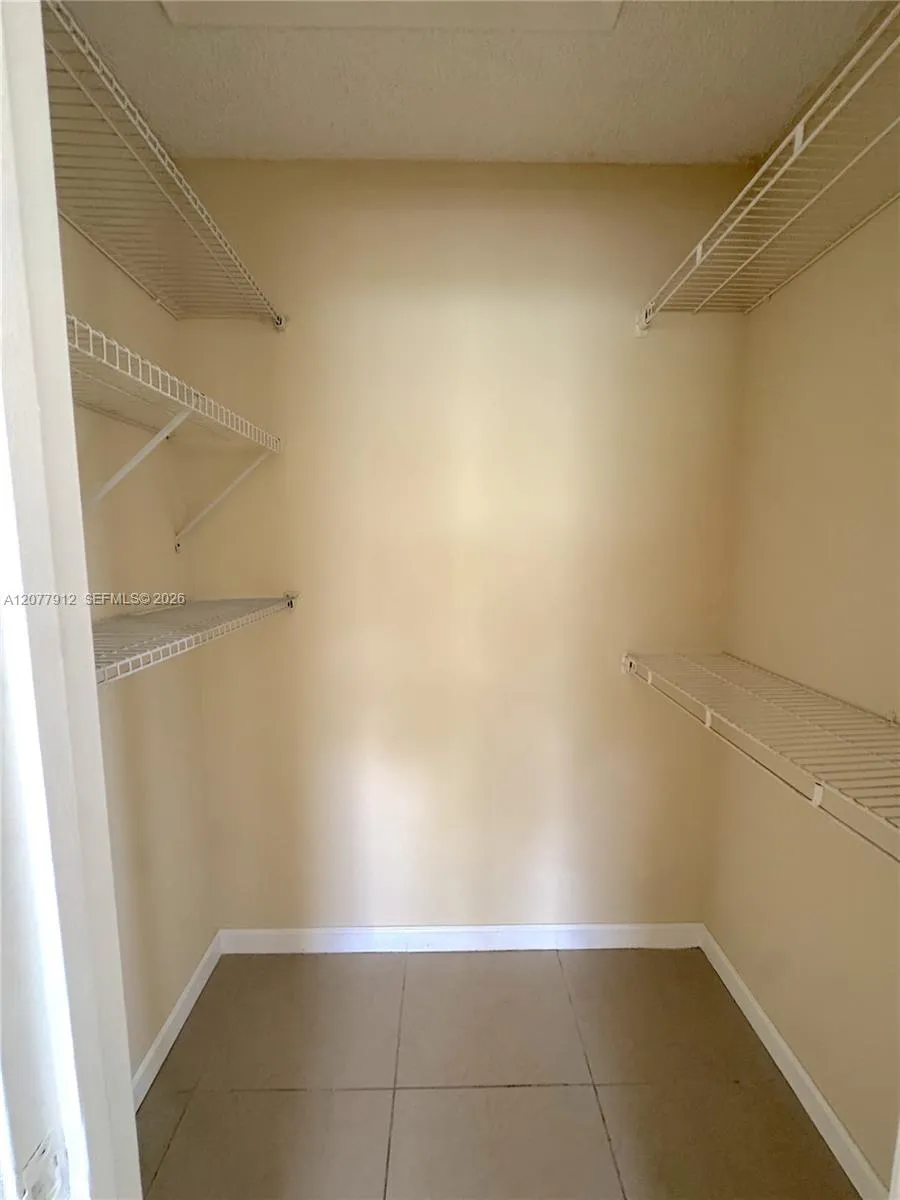 3287 Coral Lake Dr #3287 Coral Springs, FL 33065