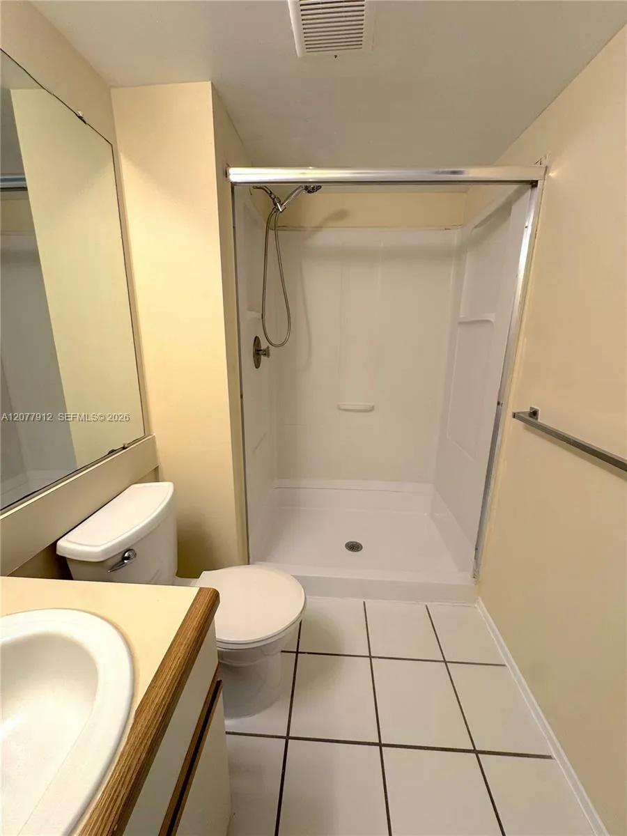 3287 Coral Lake Dr #3287 Coral Springs, FL 33065