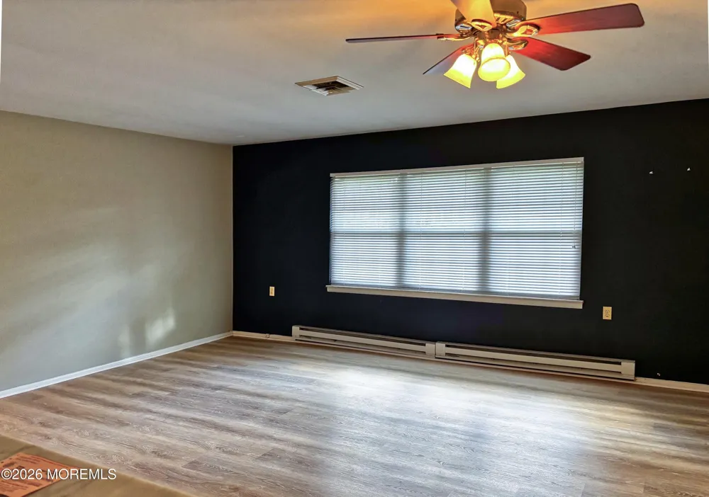 801 Balmoral Court Lakewood, NJ 08701