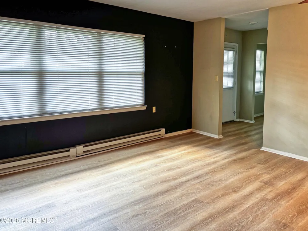 801 Balmoral Court Lakewood, NJ 08701