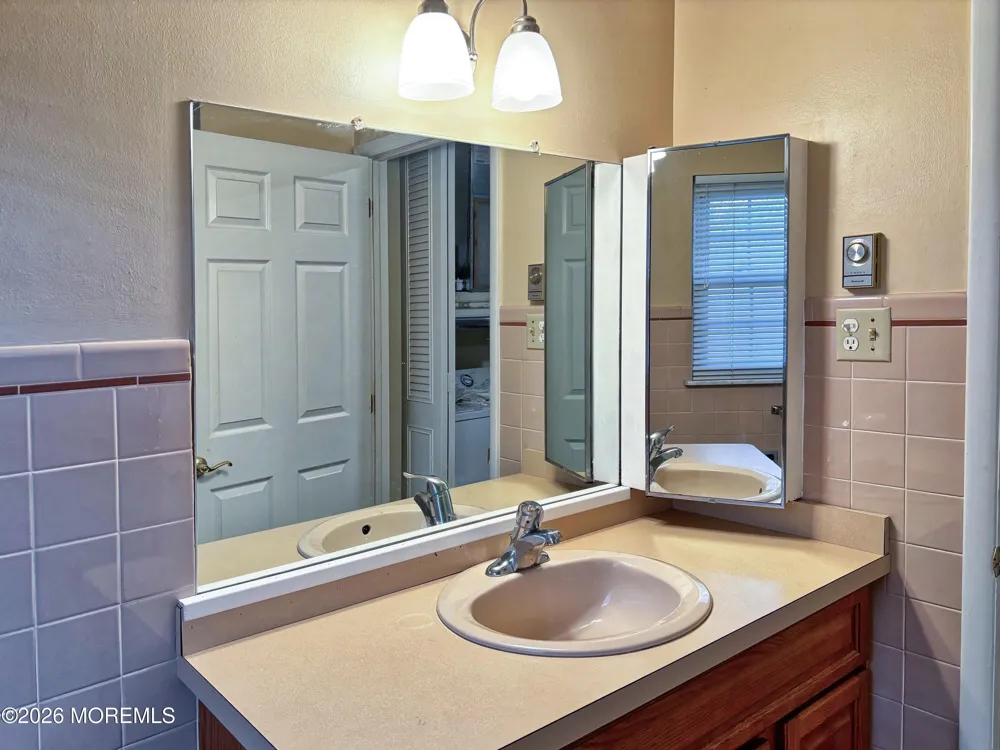 801 Balmoral Court Lakewood, NJ 08701