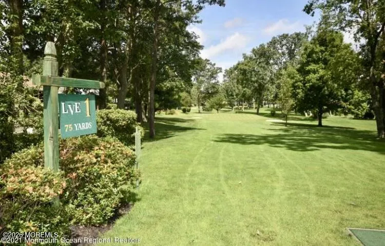 801 Balmoral Court Lakewood, NJ 08701