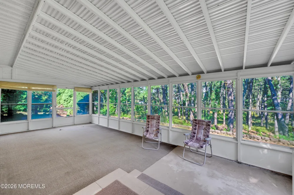 9 San Carlos Court Toms River, NJ 08757