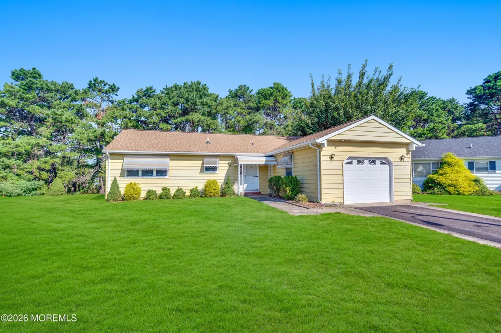 9 San Carlos Court Toms River, NJ 08757