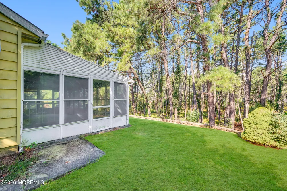 9 San Carlos Court Toms River, NJ 08757