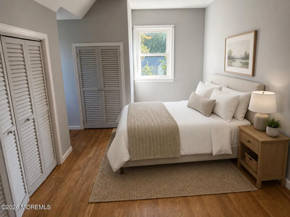 5 E Lincoln Circle Red Bank, NJ 07701