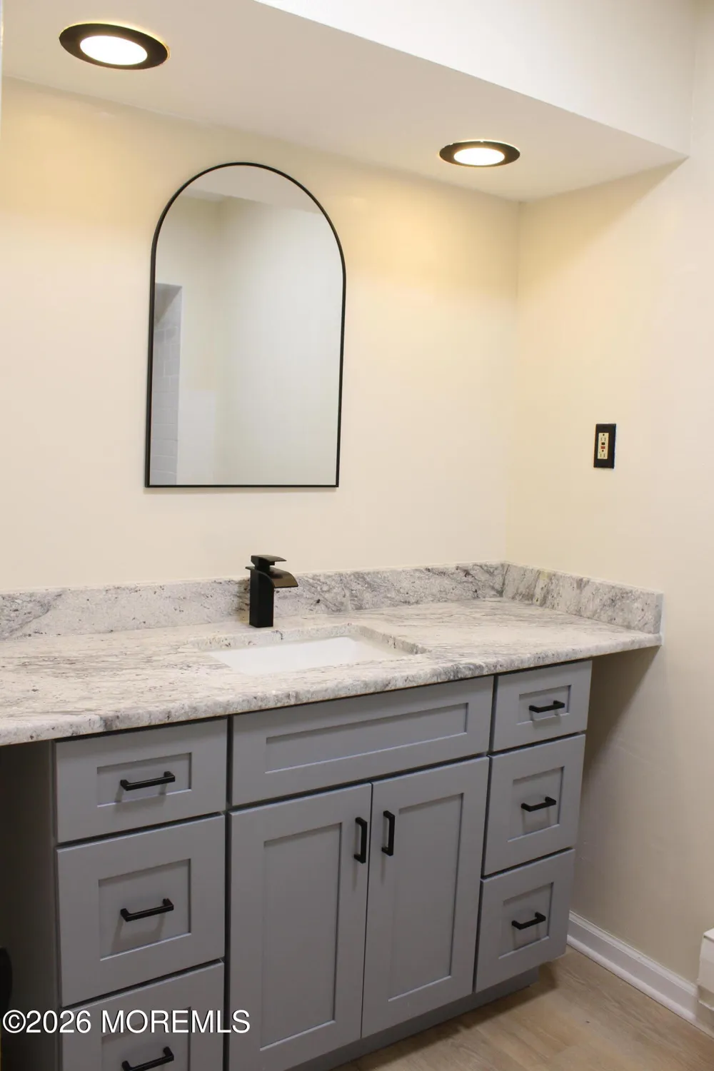 7 Pine Cluster Circle #J Manalapan, NJ 07726
