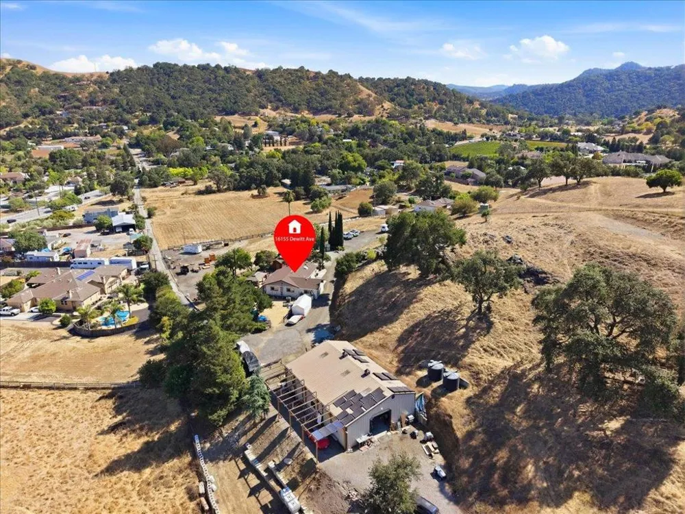 16155 De Witt Morgan Hill, CA 95037