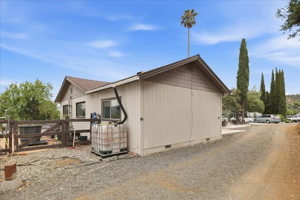 16155 De Witt Morgan Hill, CA 95037