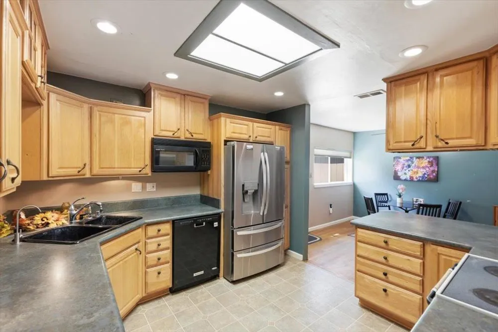16155 De Witt Morgan Hill, CA 95037