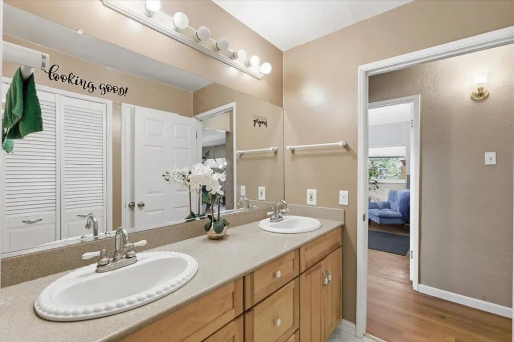16155 De Witt Morgan Hill, CA 95037