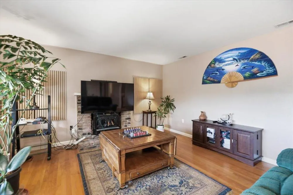 16155 De Witt Morgan Hill, CA 95037