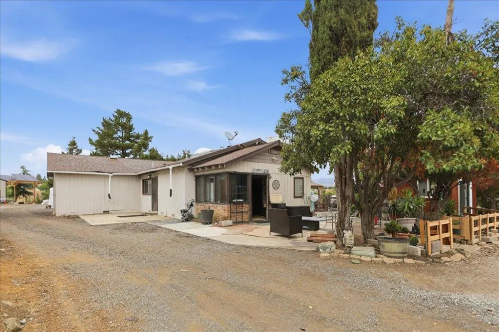 16155 De Witt Morgan Hill, CA 95037