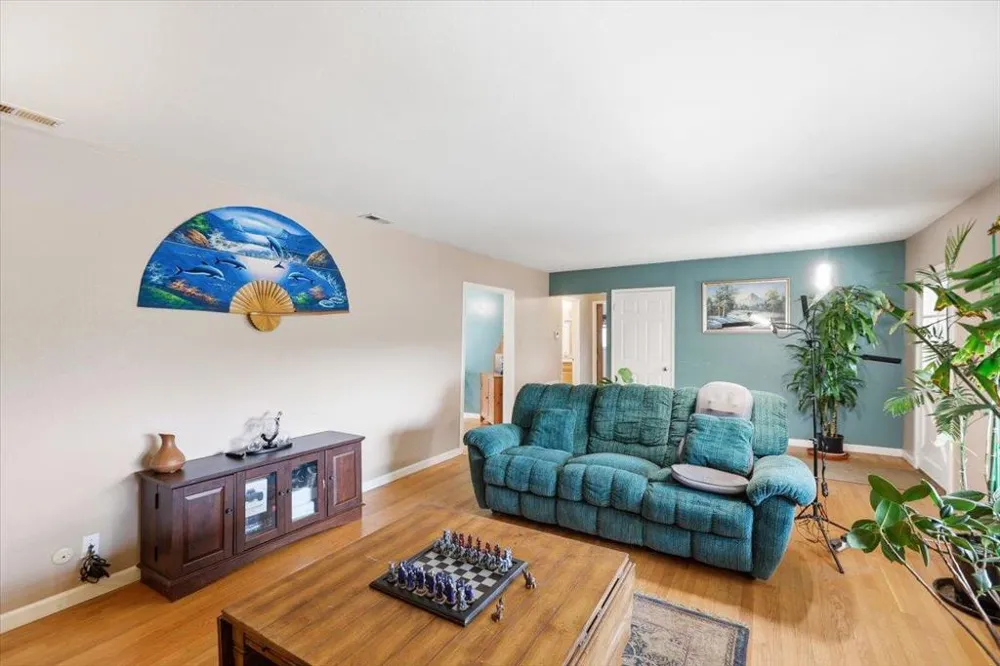 16155 De Witt Morgan Hill, CA 95037