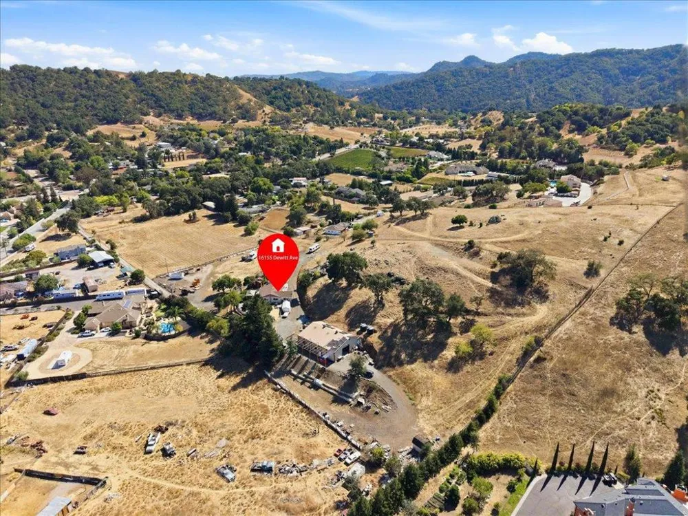 16155 De Witt Morgan Hill, CA 95037
