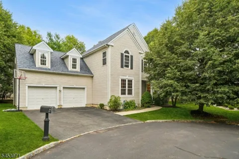 4 Revere Dr