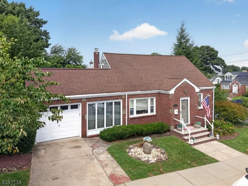 129 Belmohr St Belleville, NJ 07109